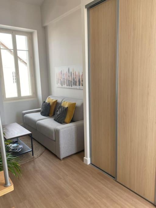Duplex Type Loft Centre Ville * Clim * Wifi * Haut De Gamme * อองกูแลม ภายนอก รูปภาพ