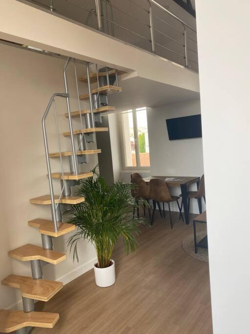 Duplex Type Loft Centre Ville * Clim * Wifi * Haut De Gamme * อองกูแลม ภายนอก รูปภาพ