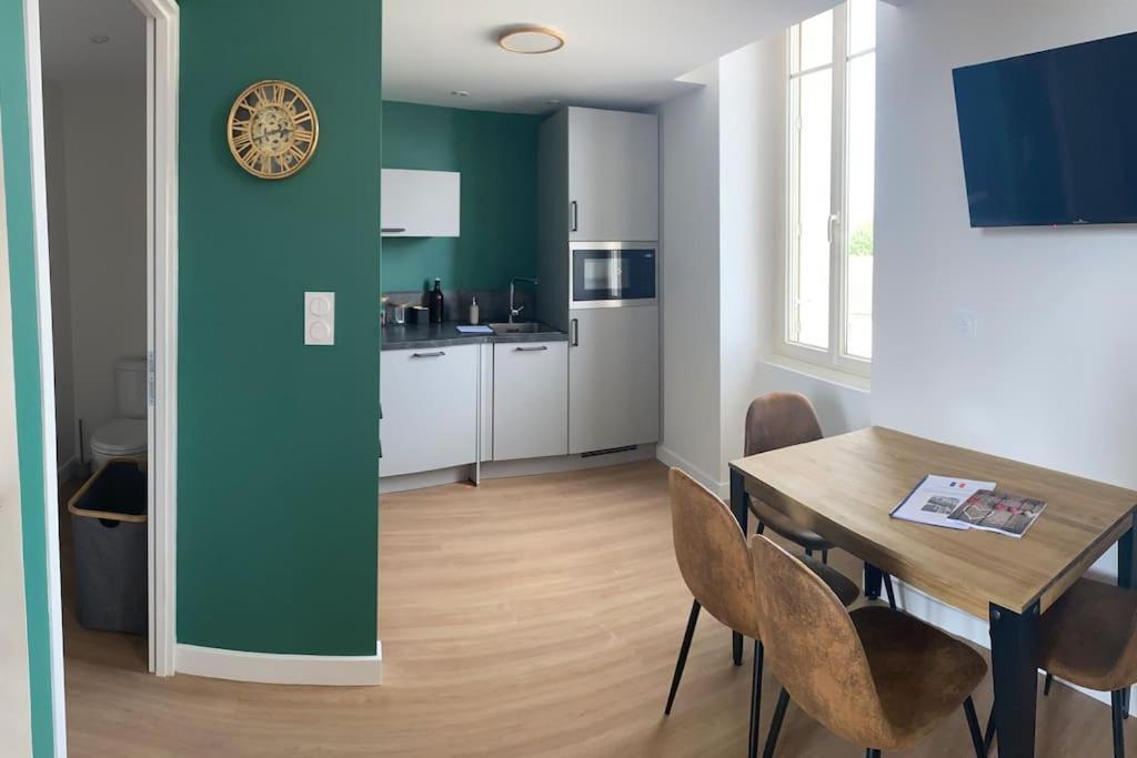 Duplex Type Loft Centre Ville * Clim * Wifi * Haut De Gamme * อองกูแลม ภายนอก รูปภาพ