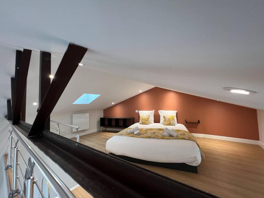 Duplex Type Loft Centre Ville * Clim * Wifi * Haut De Gamme * อองกูแลม ภายนอก รูปภาพ