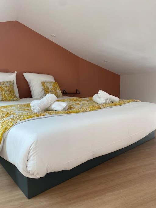 Duplex Type Loft Centre Ville * Clim * Wifi * Haut De Gamme * อองกูแลม ภายนอก รูปภาพ